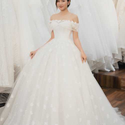 VÁY CƯỚI DIAMOND D01