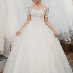 VÁY CƯỚI DIAMOND D02